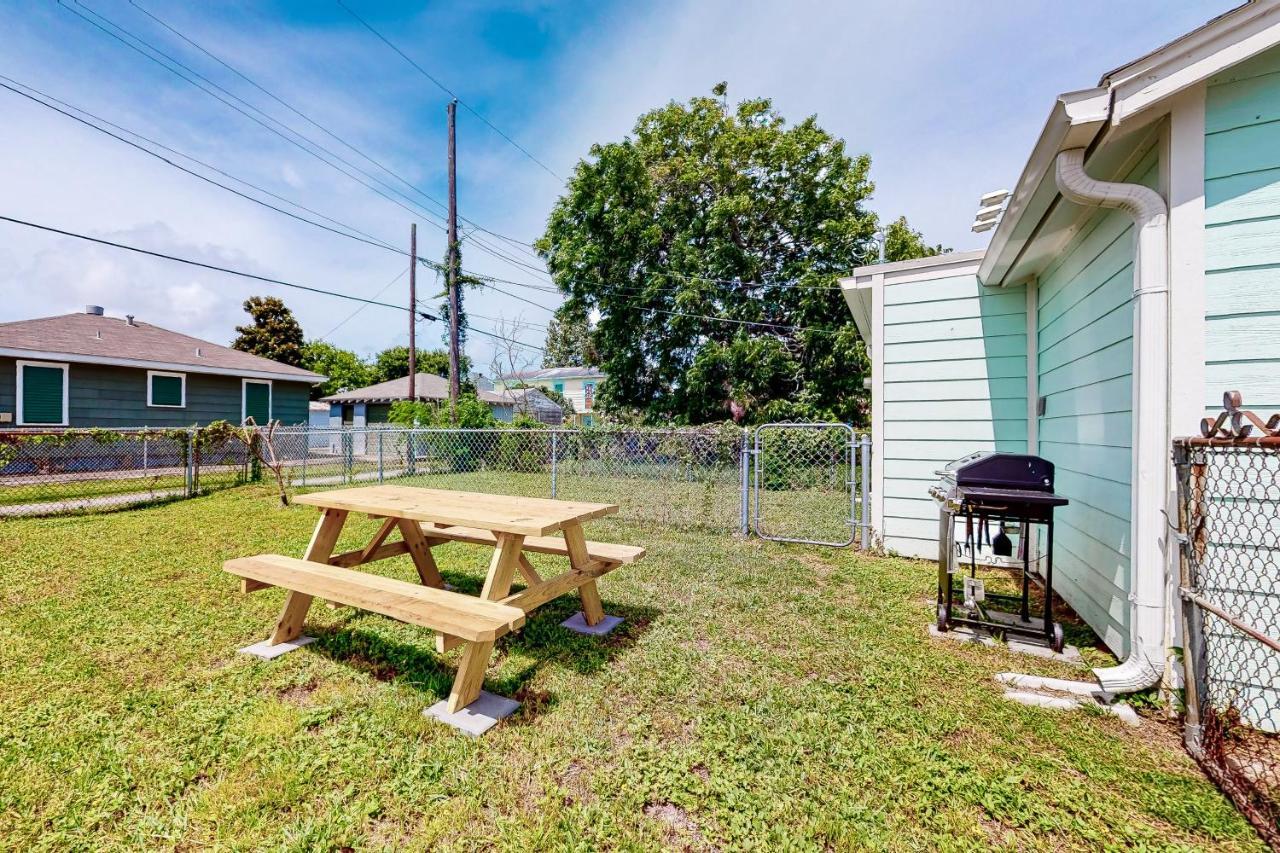 Sea Glass Cottage Galveston Exterior foto